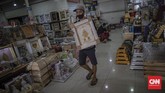 FOTO: Pandemi Corona Hantam Usaha Dekorasi Seserahan Larangan mengadakan acara yang menarik kerumunan massa, seperti pesta pernikahan, menekan usaha parsel dan dekorasi seserahan selama pandemi virus corona.