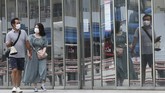 FOTO: Wisata Jepang Merangkak di Tengah Pandemi Corona Pandemi virus corona ikut menampar sektor pariwisata Jepang yang biasanya mendulang puluhan juta kedatangan wisatawan mancanegara setiap tahunnya.