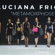 6 Brand Tas Lokal Melenggang di Panggung Fashion Week