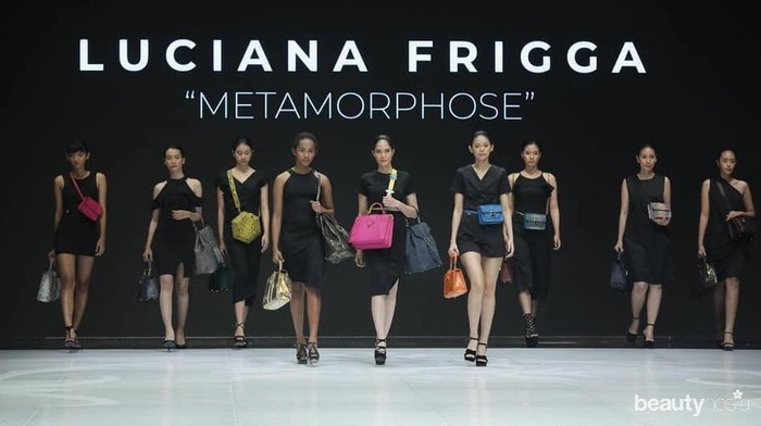 6 Brand Tas Lokal Melenggang di Panggung Fashion Week