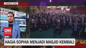 VIDEO: Warga Antusias Salat Jumat di Hagia Sophia