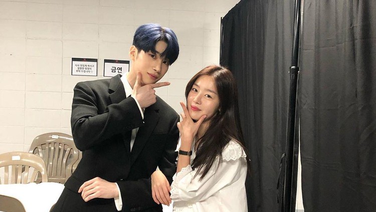 Han Sun Hwa dan Han Seung Woo Han Sun Hwa dan Han Seung Woo