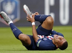 Detik-detik Tekel Horor yang Bikin Mbappe Cedera