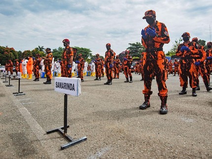Tantangan Relawan COVID-19 yang Berjuang Memutus Mata Rantai Pandemi