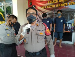 Polisi Tangkap Dua Pengedar Sabu di Jakut, Salah Satunya Petugas PPSU