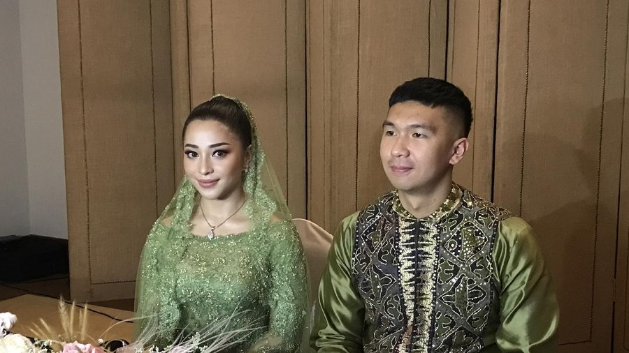 Nikita Willy dan Indra Priawan lamaran