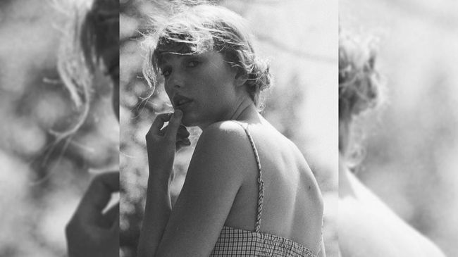 Label Republic Records melaporkan bahwa album terbaru Taylor Swift, folklore, berhasil terjual 1,3 juta kopi secara global hanya dalam waktu 24 jam.