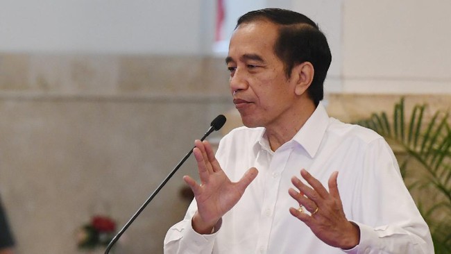 Presiden Jokowi memutuskan untuk memperlebar defisit RAPBN 2020 menjadi 5,2 persen PDB untuk menopang pemulihan ekonomi.