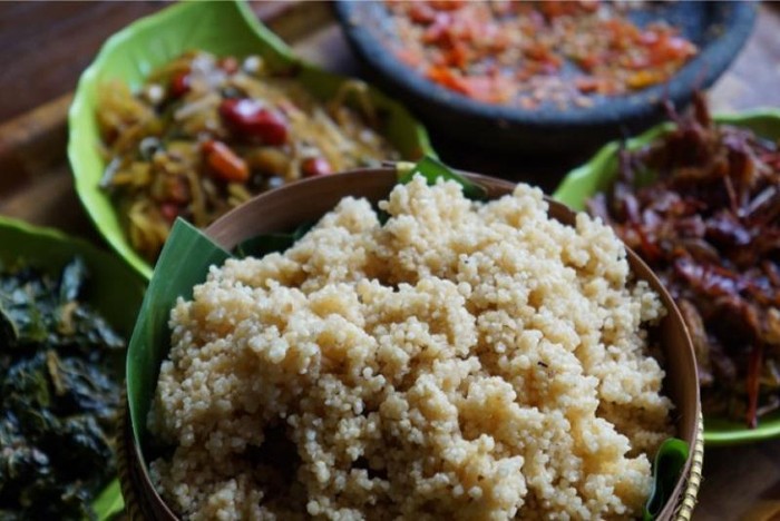 kuliner khas Wonogiri: nasi tiwul