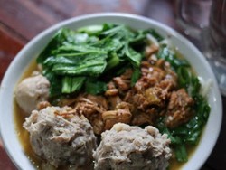 5 Bakso Gerobakan di Dalam Gang yang Enaknya Nampol