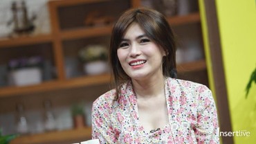 Lagu 'Indonesia Raya' Dilecehkan YouTuber Malaysia, Angela Lee Marah Besar