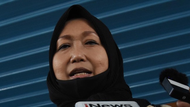 LPSK menyatakan penolakan permohonan perlindungan Anita Kolopaking karena yang bersangkutan telah berstatus tersangka dalam kasus surat palsu Djoko Tjandra.