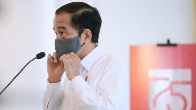 Presiden Jokowi kembali mengingatkan pentingnya kepatuhan warga dalam menaati protokol kesehatan selama pandemi.