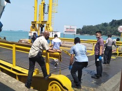 Anak Magang di Kapal Feri Pelabuhan Merak Tewas Terkena Tali