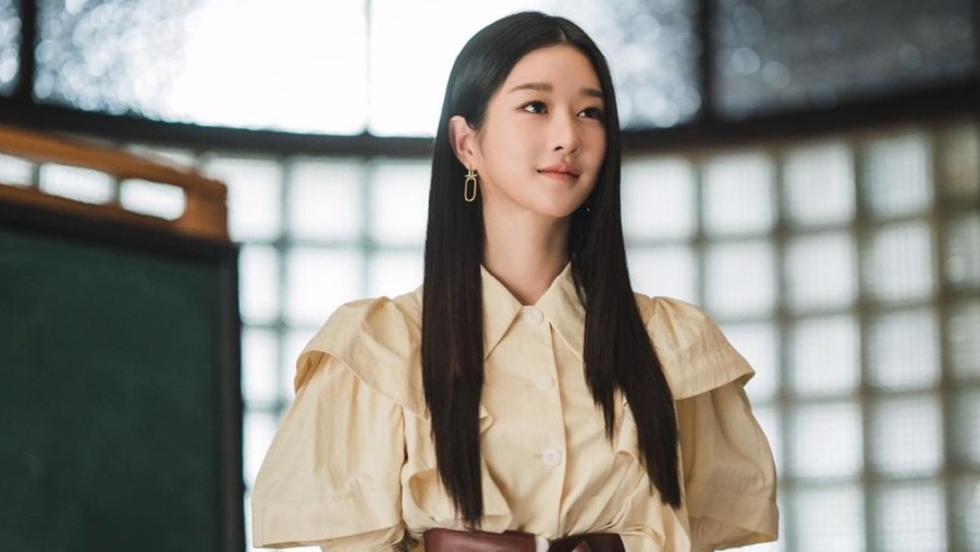 OOTD ala Korea Terinspirasi Seo Ye Ji di It's Okay To Not Be Okay