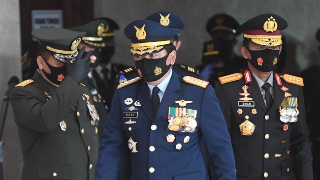 Dalam mutasi terbaru TNI, belum ada bakal pengganti Letjen Herindra di posisi Kasum dan pengganti mendiang Herman Asaribab di posisi Wakil KSAD.