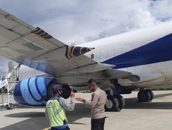 Pesawat Trigana Air Miring Bodi Saat Mendarat di Wamena, Sayap Kiri Rusak