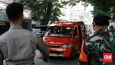 FOTO: Razia Wajib Masker dan Pemberian Denda di Depok Jabar mewajibkan masker di ruang publik demi mencegah penularan Covid-19 yang pelanggarnya bakal didenda sesuai pergub yang telah diteken Gubernur RK kemarin.
