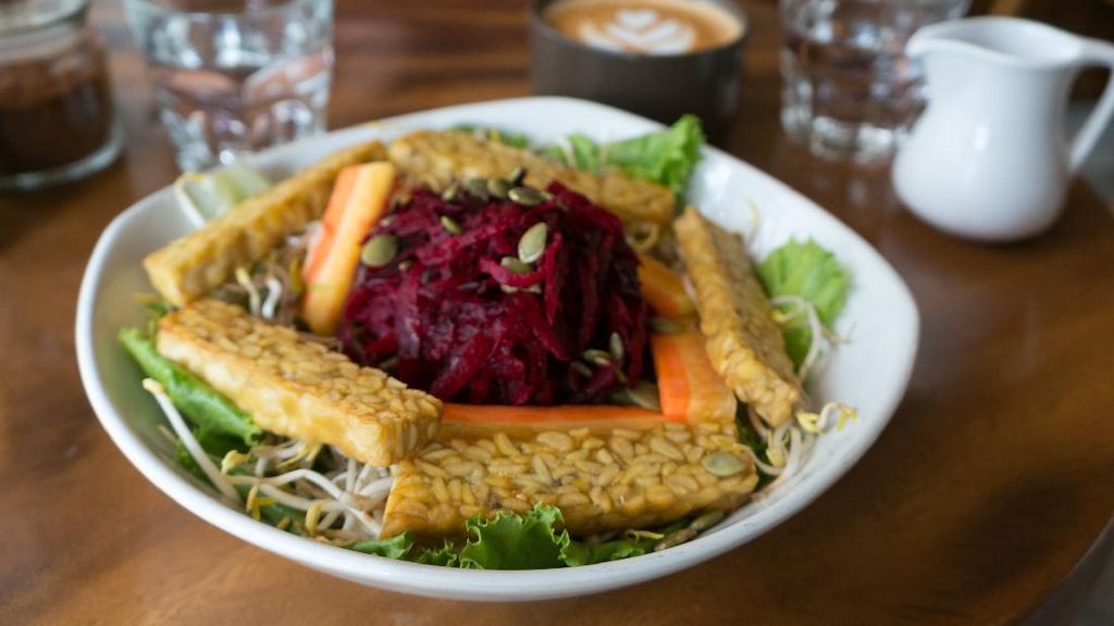 5 Makanan Tinggi Protein Ini Penting Buat Usus, Sehatkan Pencernaan