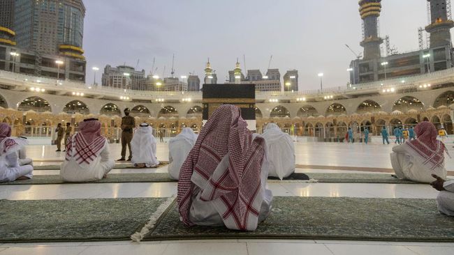 Daftar Gaji Imam Masjidil Haram Kami