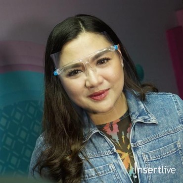 Ngaku Mau Jadi Detektif, Vicky Shu Sadap Ponsel Suami 2 Minggu