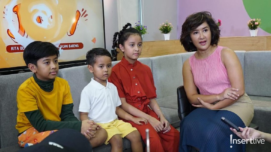 Proses di Balik Lagu 'Jajan' Milik Anak Widi Mulia dan Dwi Sasono