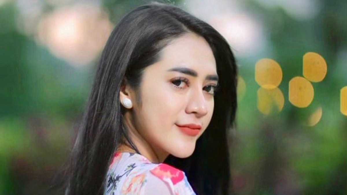 6 Foto Vernita Syabilla yang Diduga Terlibat Prostitusi Online