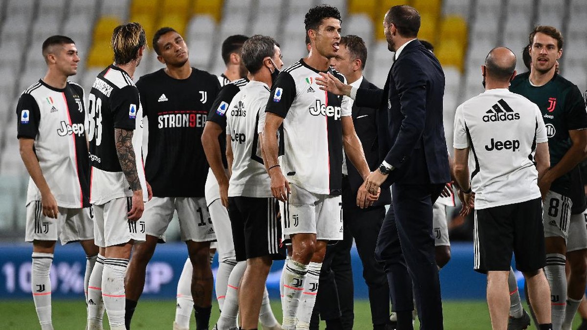 FOTO: Gestur Ronaldo di Perayaan Juara Juventus