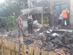 Rumah-Kandang di Cianjur Terbakar, 500 Ekor Ayam Mati Terpangang