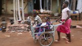 FOTO: Terjebak Pandemi dan Konflik Bersenjata di Burkina Faso Penduduk Burkina Faso menghadapi tiga masalah yang mengancam keselamatan, yakni kelaparan, konflik bersenjata dan pandemi virus corona.