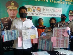 Pembuat Tawarkan Uang Palsu Buatannya di Grup Facebook Pesugihan
