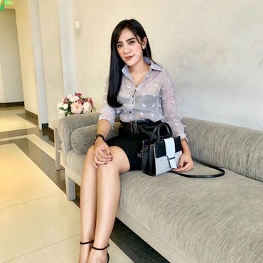 Netizen Heboh Tebak Kondom Spesial yang Dipesan Vernita Syabilla