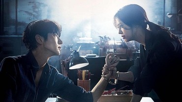 img-title Review 'Flower of Evil': Drama Korea Misteri & Romantis yang Bikin Penasaran