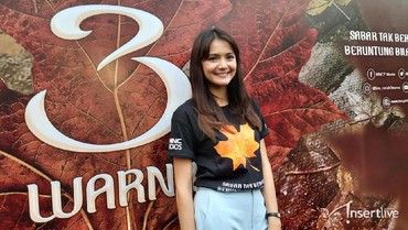 Jadi Jurnalis di 'Ranah 3 Warna', Amanda Rawles Perdana Berhijab