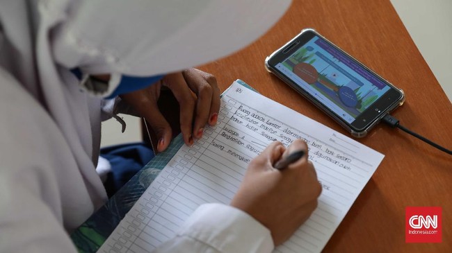 Batas waktu setor nomor telepon seluler untuk para murid mendapatkan bantuan kuota internet diperpanang hingga 11 September 2020.