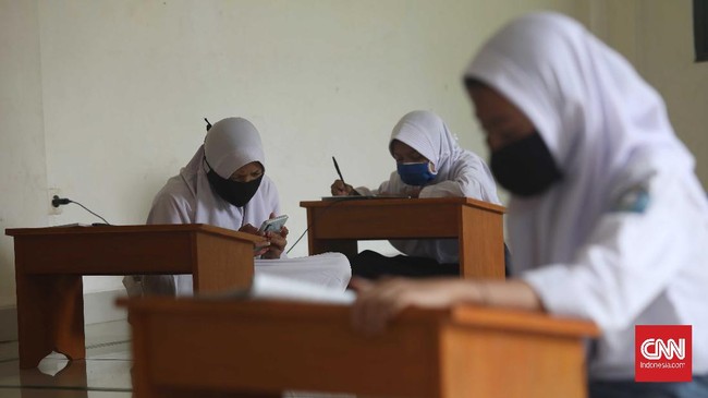 Kemendikbud memastikan kurikulum baru seusai pandemi lebih sederhana, dan berkelanjutan dengan kurikulum yang diterapkan saat pandemi ini.