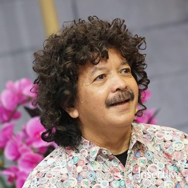 17 Tahun Menikah, Ini Rahasia Harmonis Caca Handika dan Istri