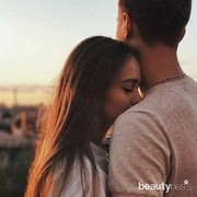 4 Bukti Kalau Kamu Kecanduan Cinta, Yuk Merenung Dulu!