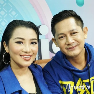 Kebahagiaan Bertubi-tubi Tengah Menyelimuti Keluarga Fitri Carlina