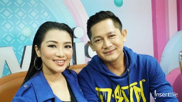 img-title Fitri Carlina Stres karena Sering Disindir Tak Kunjung Punya Momongan