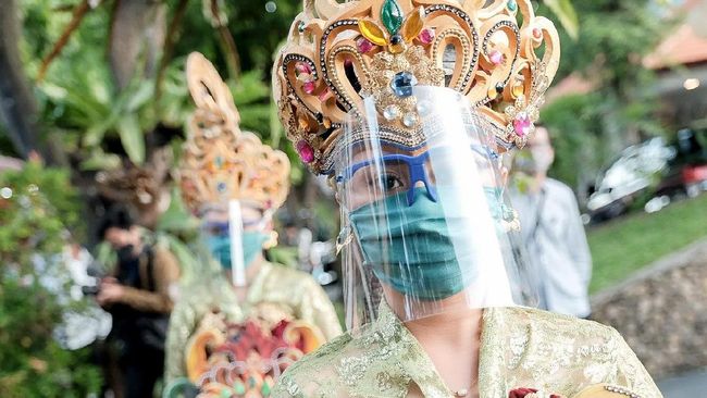 Menparekraf Wishnutama Kusubandio menyebut kedisiplinan menerapkan protokol kesehatan harus dilakukan demi menghindari kenaikan kasus positif Covid-19.