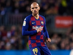 So Sweet, Striker Barca Ini Turun dari Mobil Berswafoto Bareng Fans Difabel