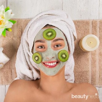 img-title Menghemat Uang Skincare, Caranya Buat Masker Alami Sendiri!