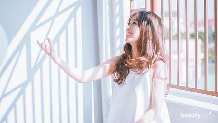 Mix and Match yang Bikin Outfit Putih Gak Gitu-Gitu Aja, Boleh Coba Nih!