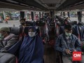 FOTO : Ramai Pemudik di Kampung Rambutan Jelang Iduladha