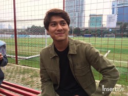 Pakai Gelang Rp2,5 Juta, Rizky Billar Bikin Salah Fokus Gegara Masker