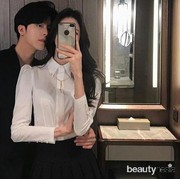 Suka Posting Kemesraan di Sosmed? Ini Dampak Buruk yang Terjadi