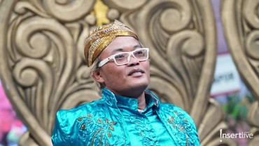 img-title Digosipkan Dekat, Ini Fakta Hubungan Ayu Ting Ting dan Sule