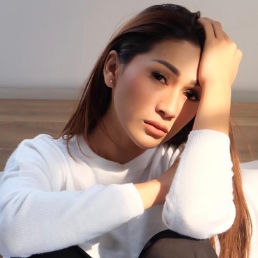 Pengalaman Pribadi, Tata Janeeta Rilis Lagu 'Cinta Sebodoh Ini'