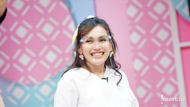 Inikah Bukti Ayu Ting Ting Telah Dilamar Adit Jayusman?